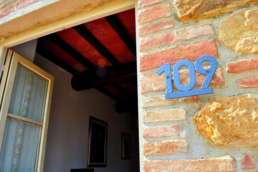 Maison d'hôtes Borgo Di Collelungo à Montaione Extérieur photo