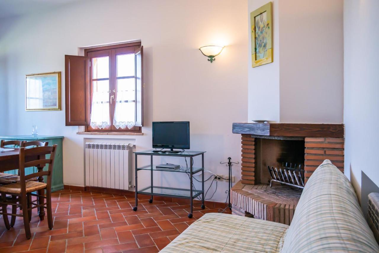 Maison d'hôtes Borgo Di Collelungo à Montaione Extérieur photo
