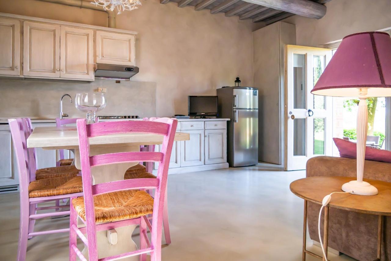 Maison d'hôtes Borgo Di Collelungo à Montaione Extérieur photo